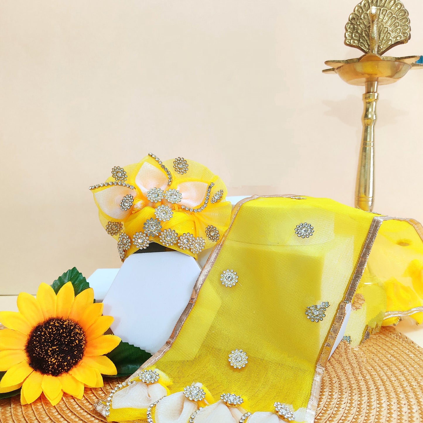 LED Light Up Kanha ji Dress – Two-In-One Fancy Yellow Laddu Gopal Dress with Matching Mukut, Bansuri & A Surprise Gift.