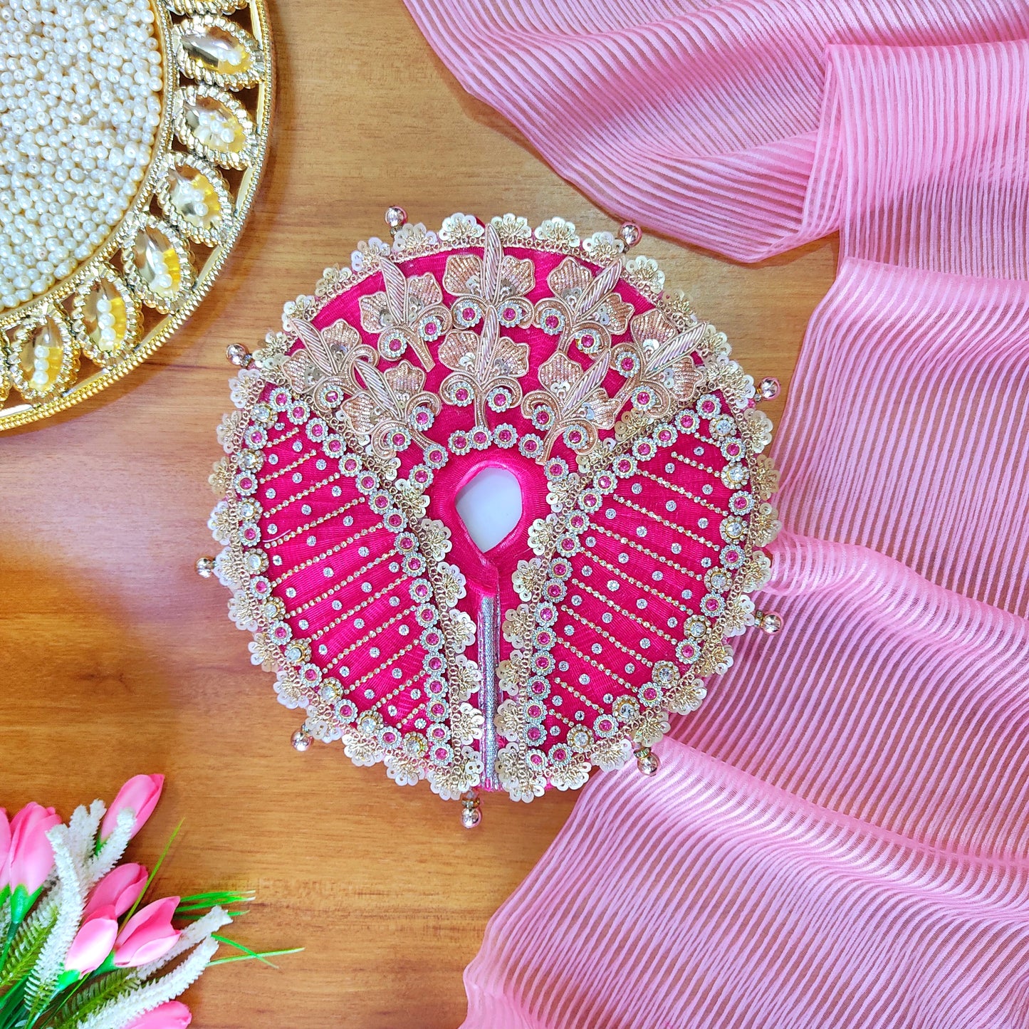 Royal Rani Pink Krishna Poshak – Beautiful Zari Patch and Bead Details with Matching Dupatta & Full Shringar Set