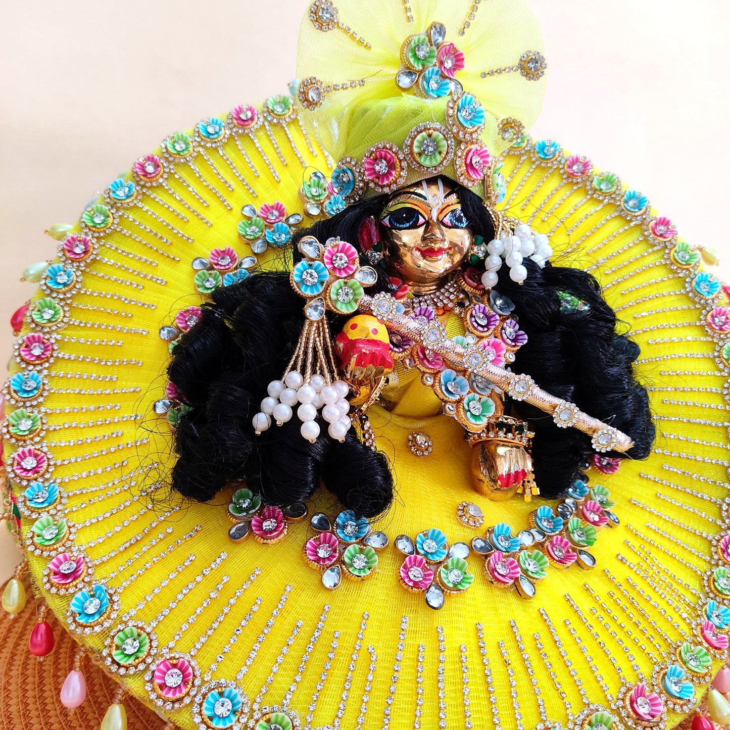 Elegant Lemon Yellow Gopal Ji Outfit – Multicolor Floral Work with Diamond Chain Detailing with Mukut, Patakha Set, Bansuri & Full Shringar Set