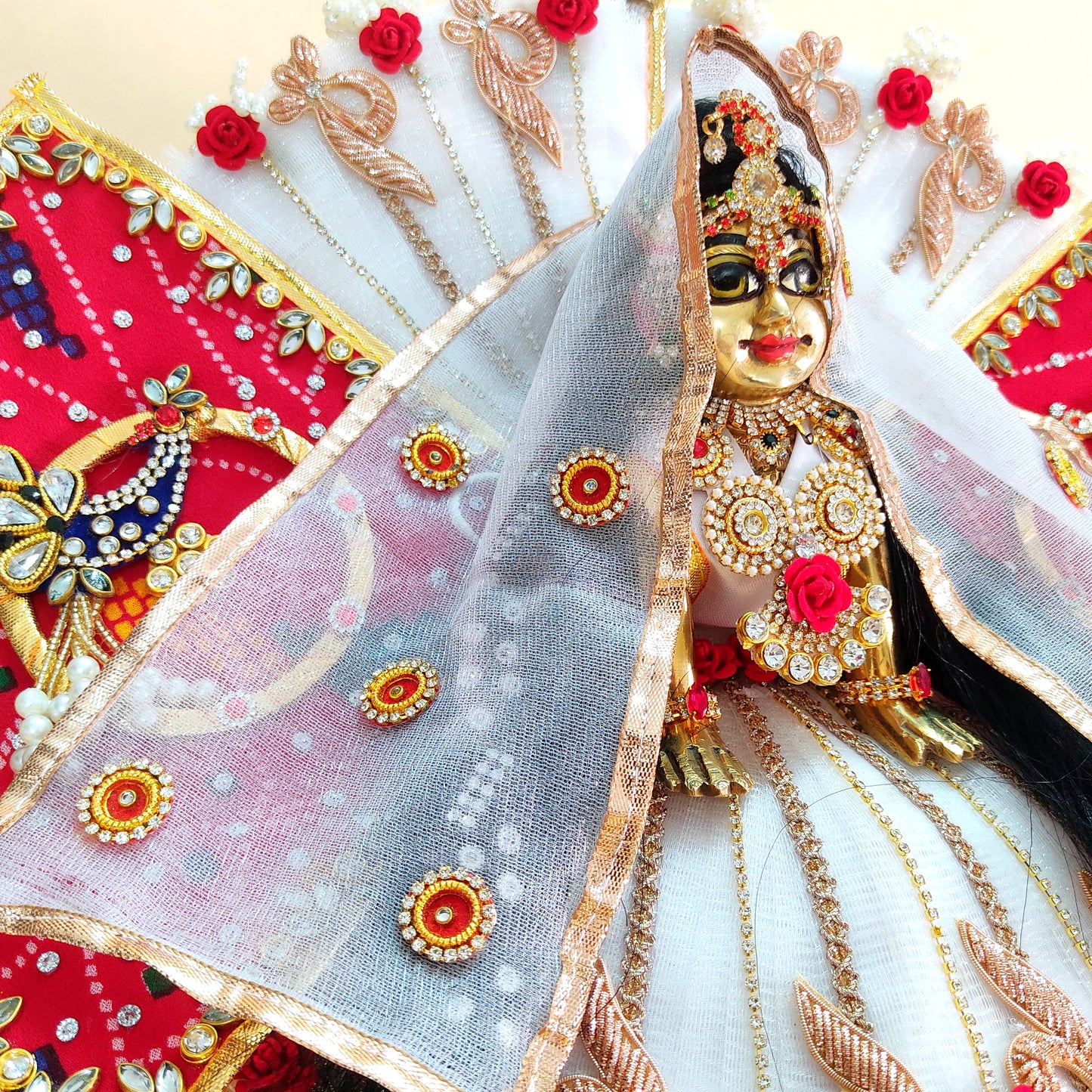 Butterfly Style Red & White Radha Rani Dress – Bandhej Print with Handmade Peacock Patches, Dupatta & Full Shringar Set