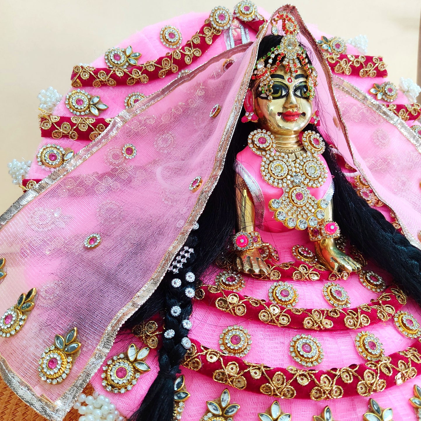 Pastel Pink Radha Rani Dress – Lace Detailing with Handcrafted Patches, Chunri & Full Shringar Set