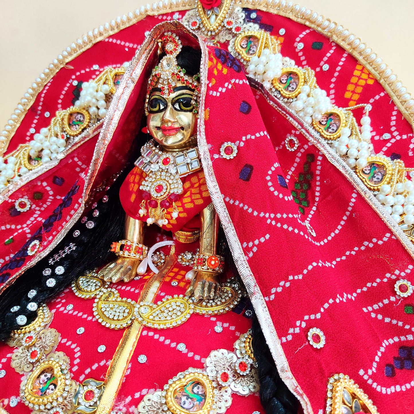 Radha Krishna Themed Red Bandhej Poshak – Heart Design Dress for Radha Rani with Matching Dupatta & Full Shringar Set