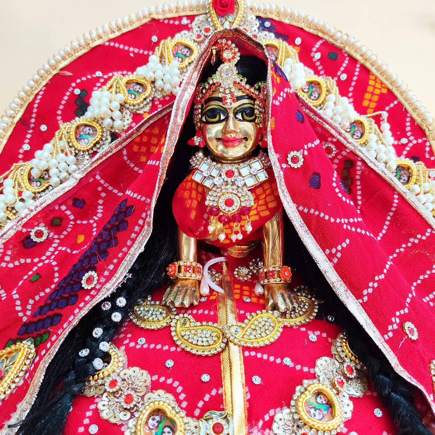 Radha Krishna Themed Red Bandhej Poshak – Heart Design Dress for Radha Rani with Matching Dupatta & Full Shringar Set