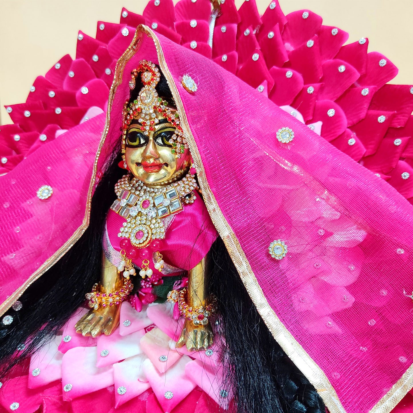 Elegant Rose Petal Poshak for Radha Rani – Matching Chunri & Full Shringar Included