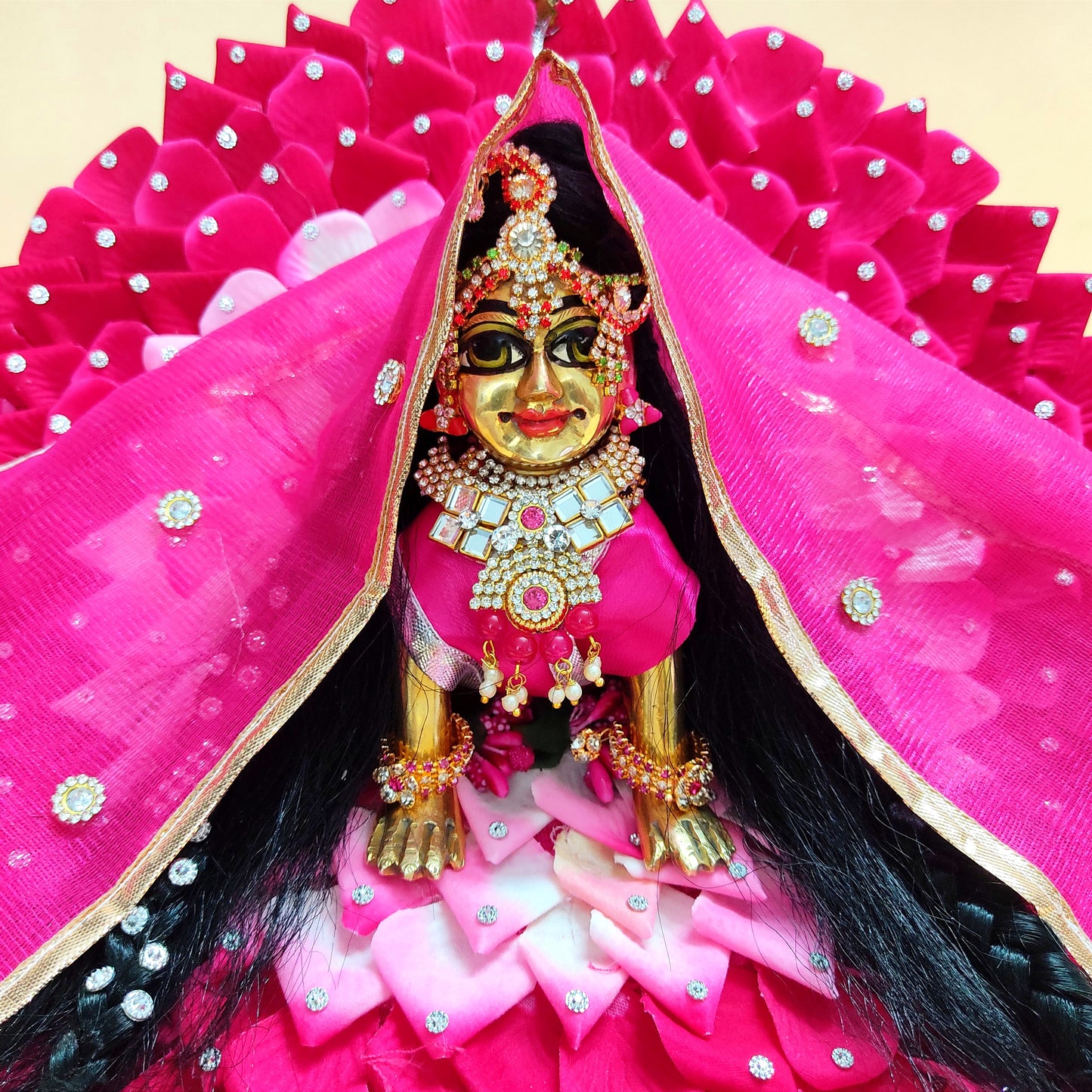 Elegant Rose Petal Poshak for Radha Rani – Matching Chunri & Full Shringar Included
