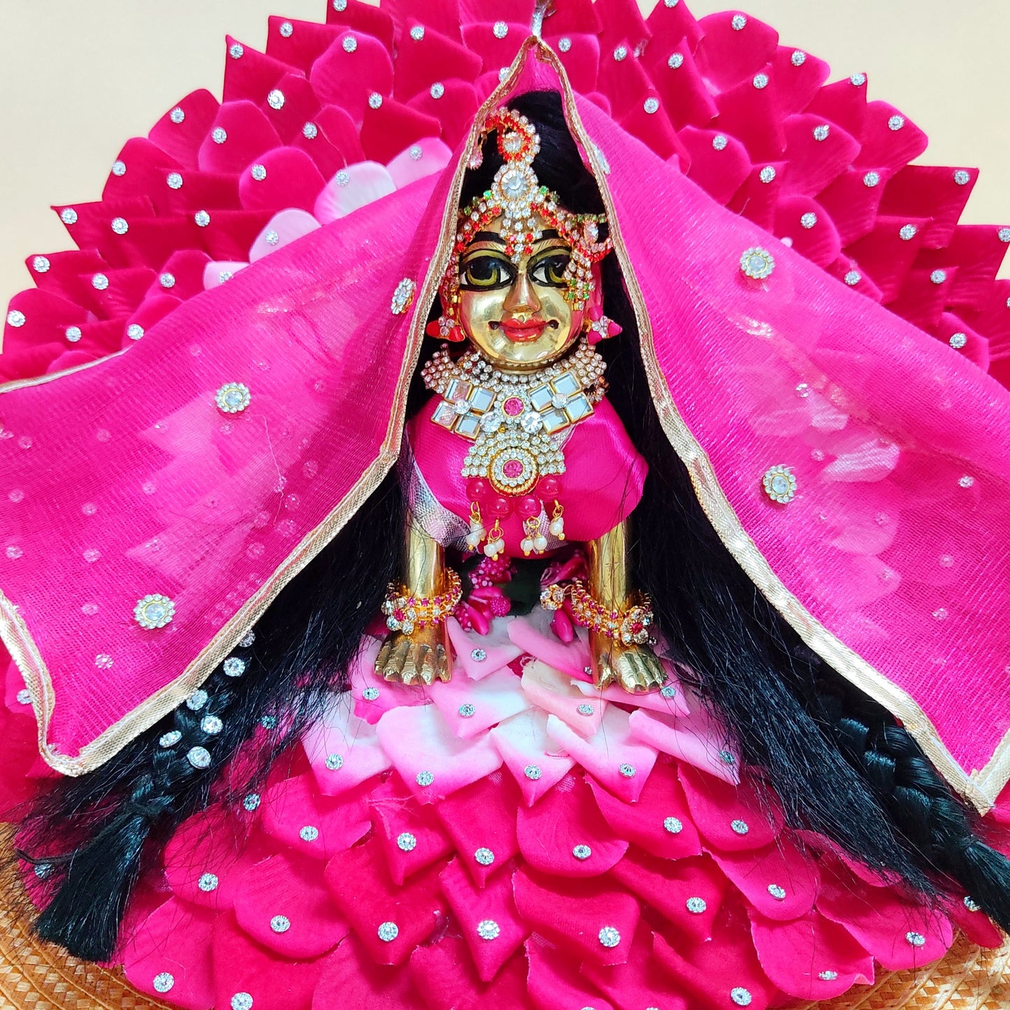 Elegant Rose Petal Poshak for Radha Rani – Matching Chunri & Full Shringar Included