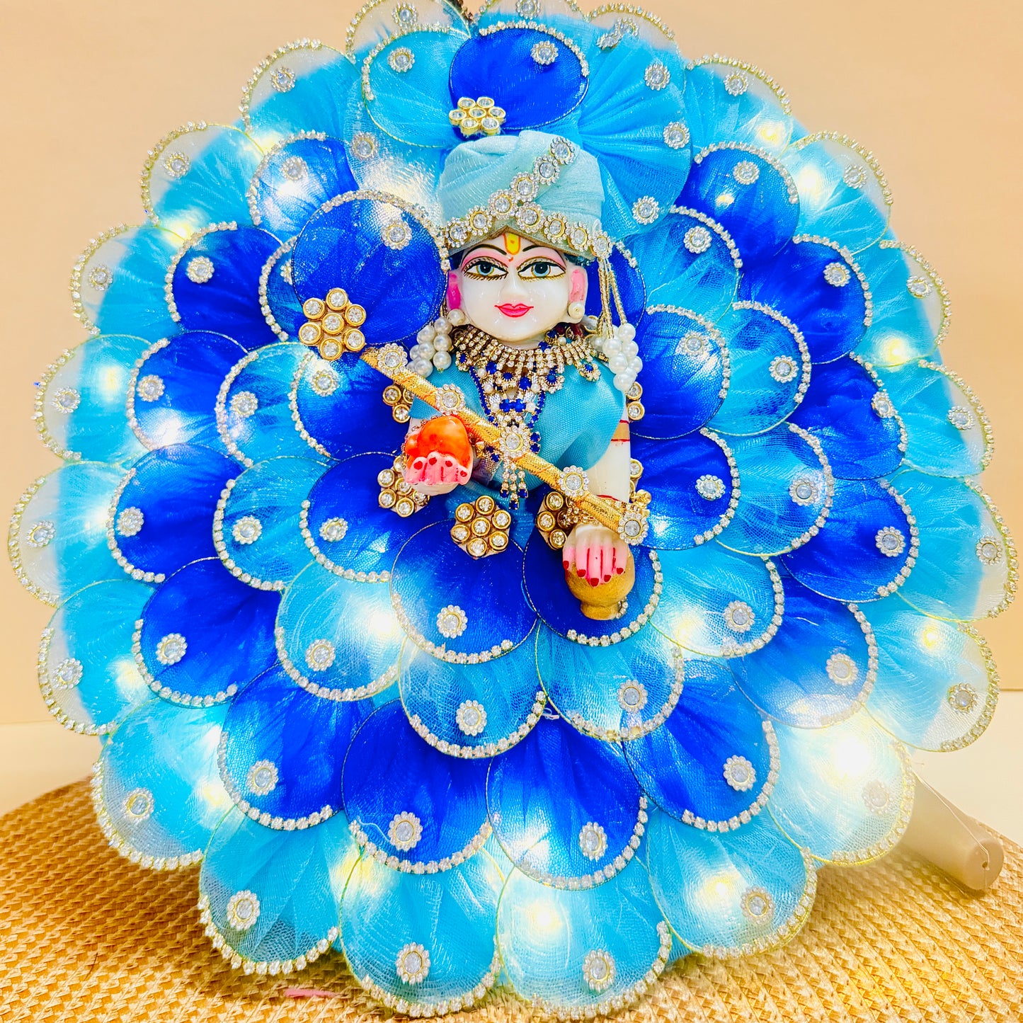Two-in-One LED Light Laddu Gopal Dress with Mukut, Bansuri & Surprise Gift