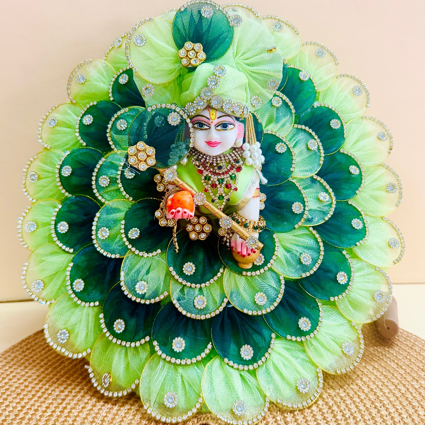Two-in-One LED Light Laddu Gopal Dress with Mukut, Bansuri & Surprise Gift