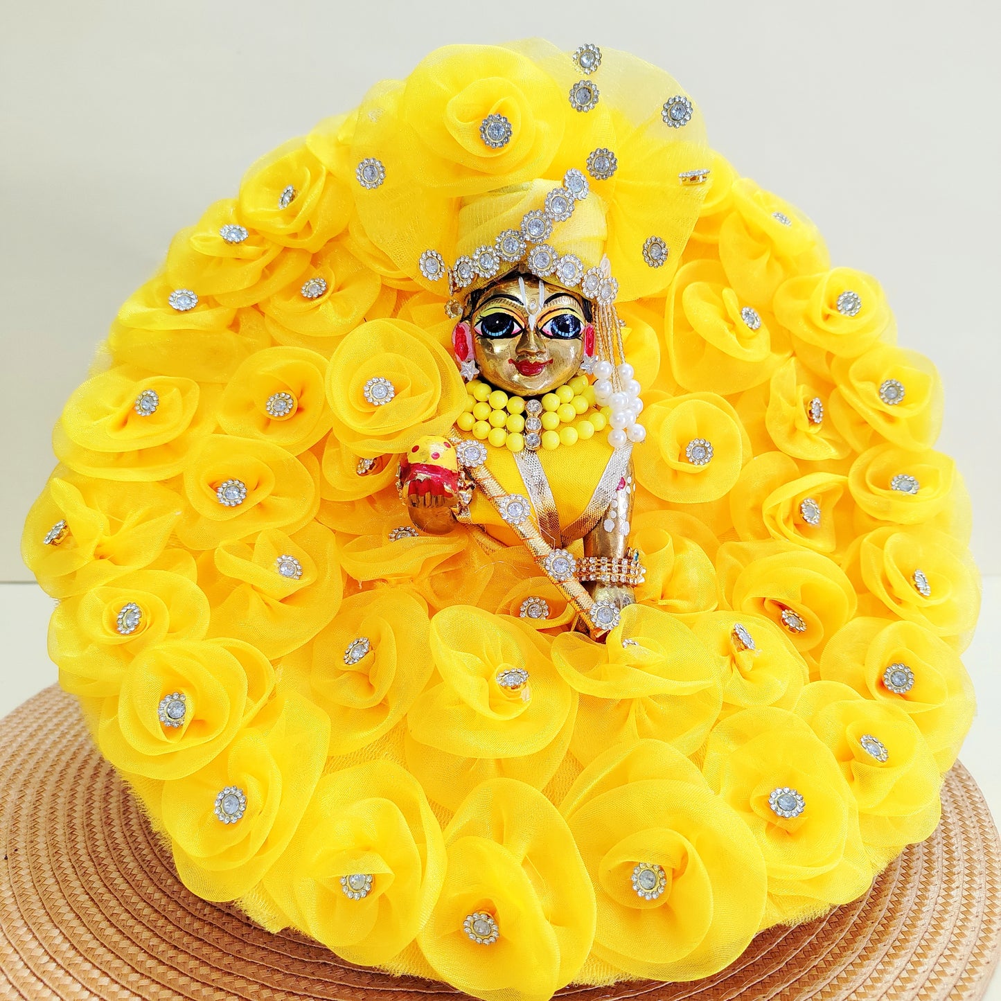 Yellow rose flower Laddu Gopal dress with matching mukut