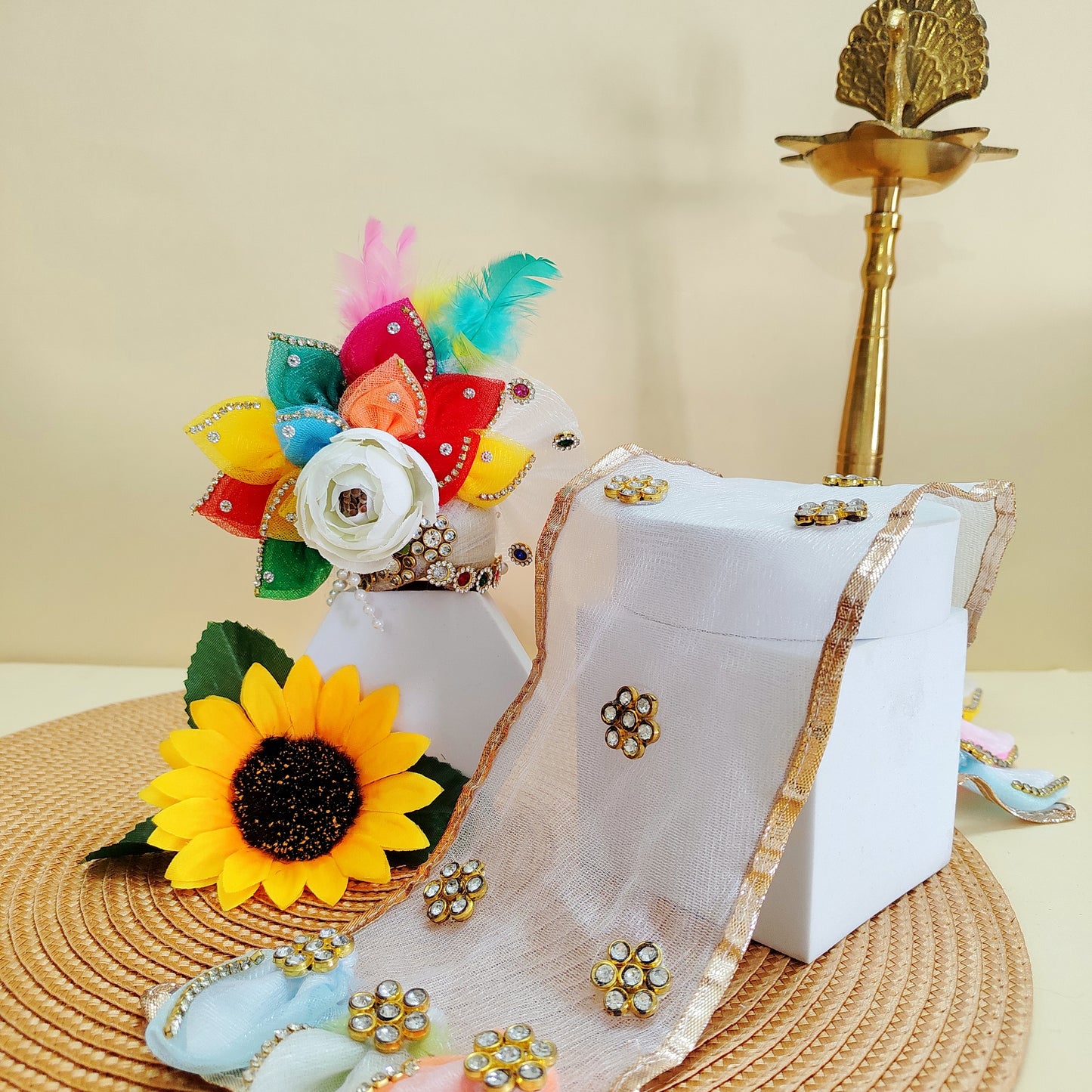Matching dress mukut and dupatta for Ladoo Gopal