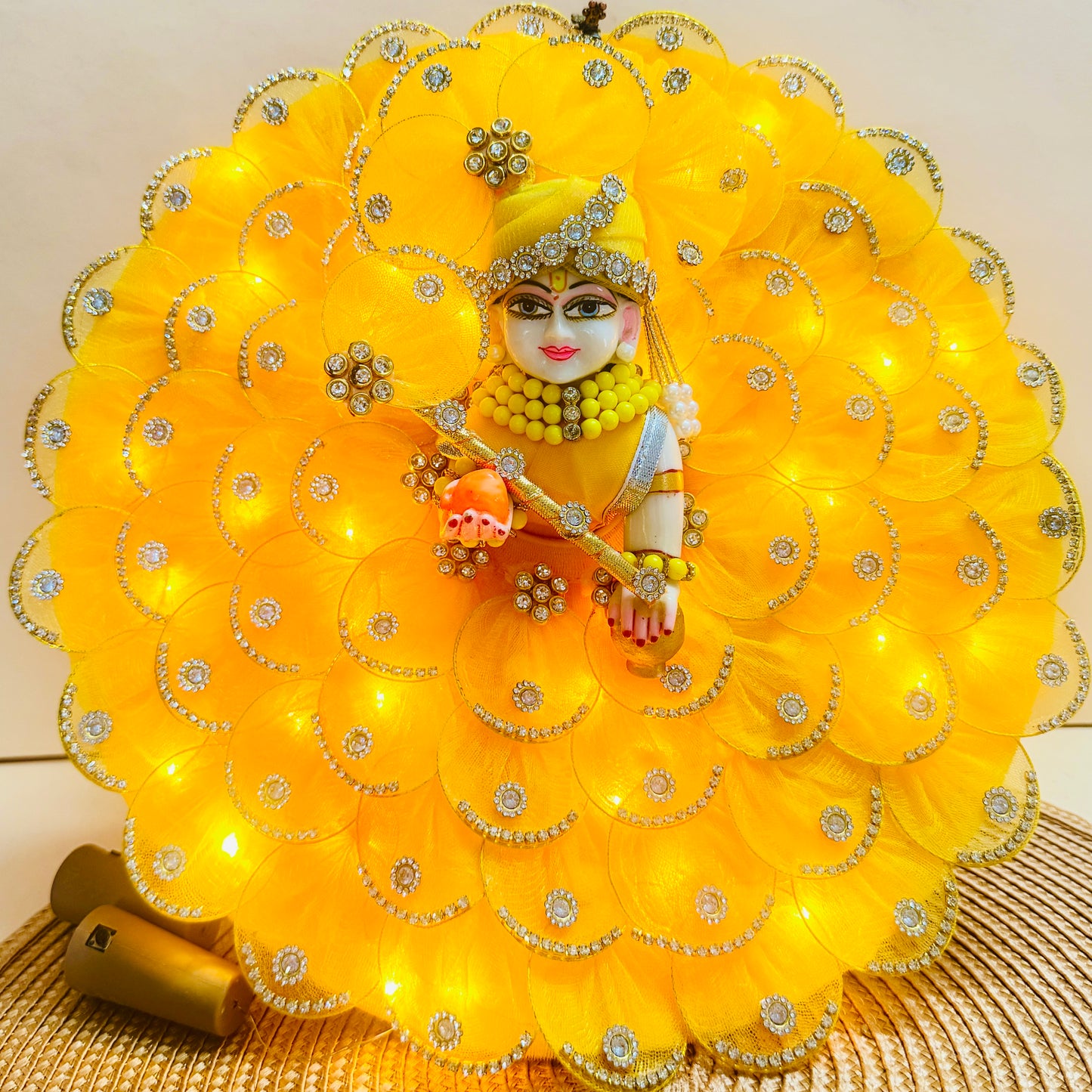 Two-in-One LED Light Laddu Gopal Dress with Mukut, Bansuri & Surprise Gift