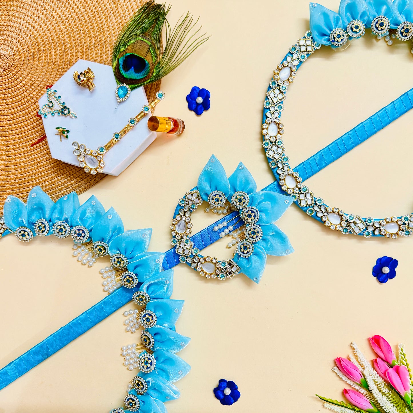 Two in One Ring Thakur ji Dress with Mukut, Bansuri & Surprise Gift
