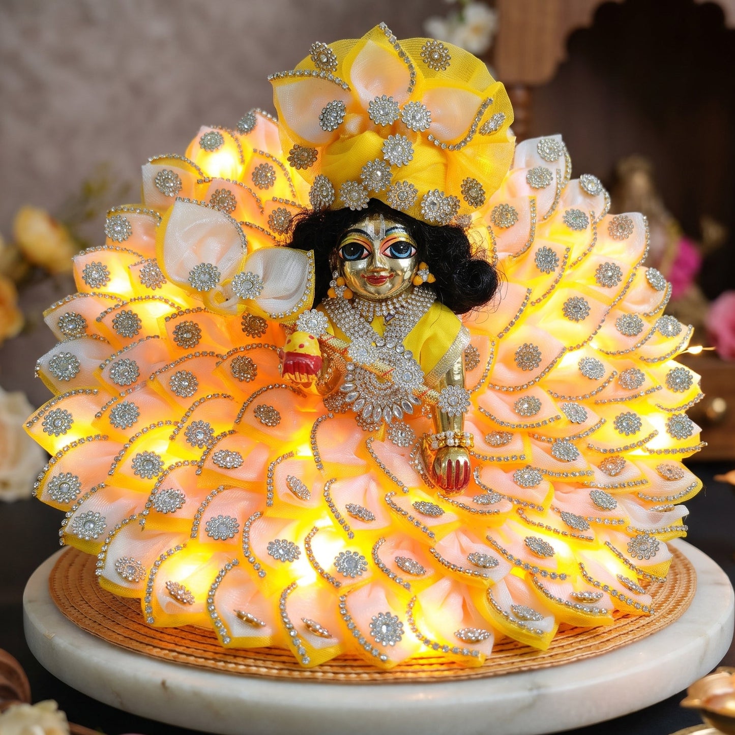 LED Light Two-in-One Fancy Laddu Gopal Poshak with Pagdi, Bansuri and a Surprise Gift